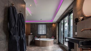 Luxexcellent Love Suite